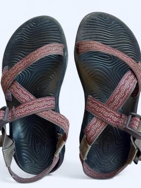 Women’s chacos